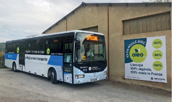 Autocars Bertolami, entreprise voyageurs historique située dans la Drôme, a choisi Oleo100 comme l’une des solutions pour diminuer le « tout gazole ».